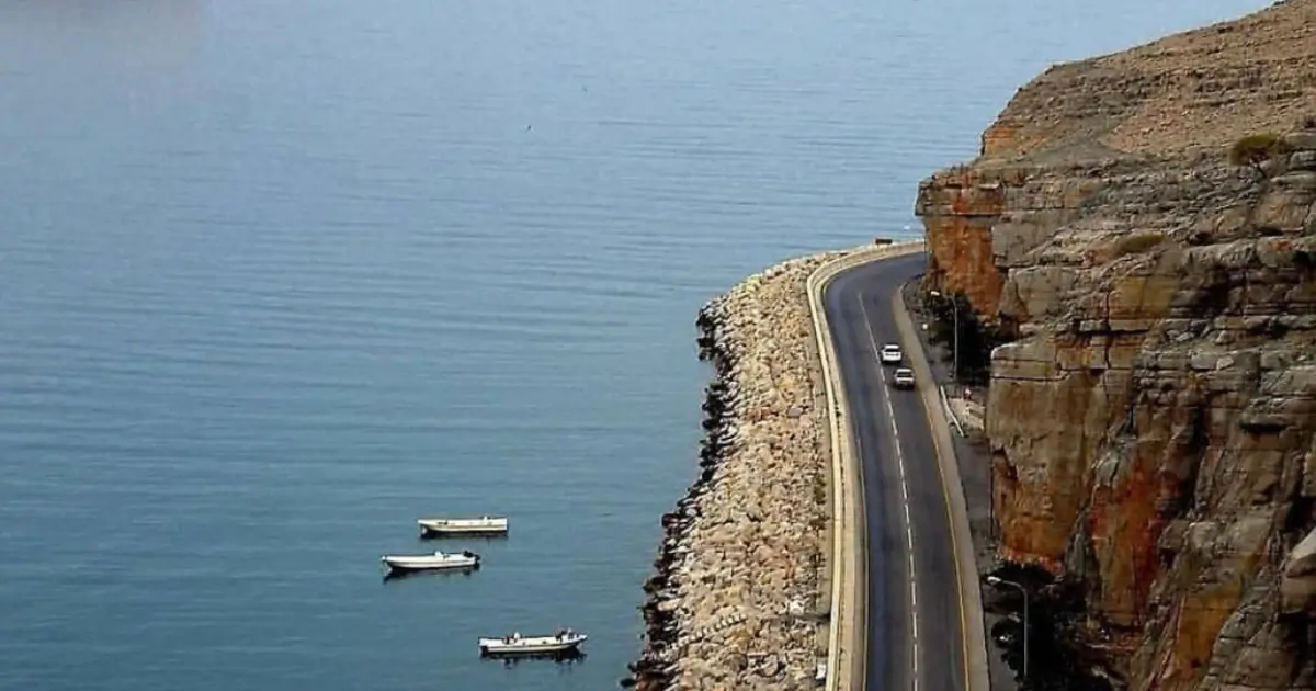 What is the cheapest way go to Khasab from Dubai